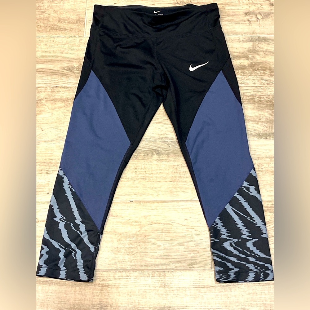 NIKE POWER WOMENS RUNNING CAPRI LEGGINGS TIGHT FIT DRI-FIT SIZE S (855175 010)
